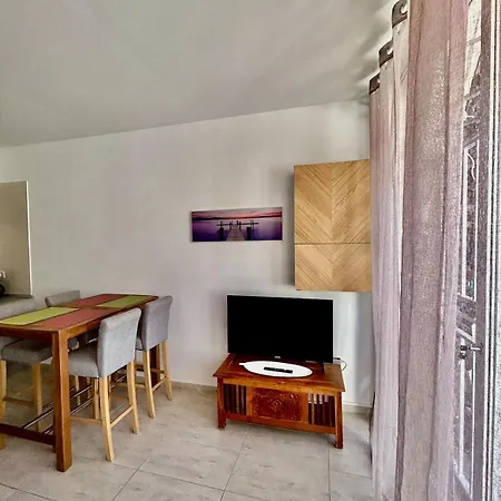 Parque Santiago Ii With Separate Entrance Apartment *